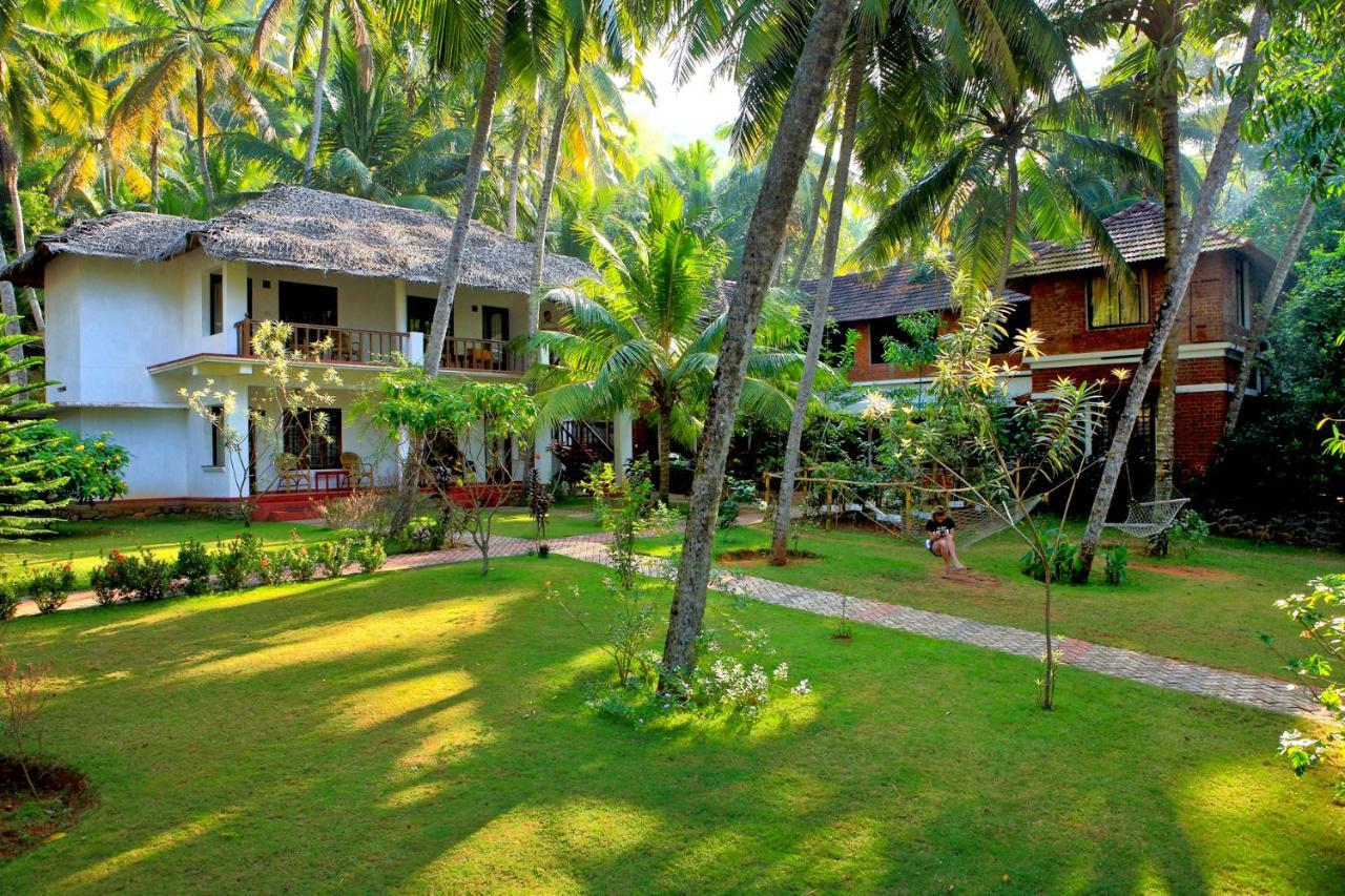 Abad Harmonia Ayurvedic Beach Resort Kovalam Exterior foto